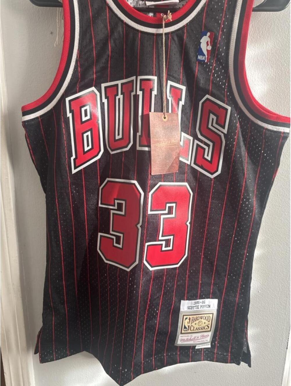 Mitchell & Ness Men's Black and Multi Vests-tanks-cami